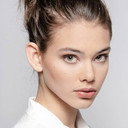 Laneya Grace als Electra Forrester