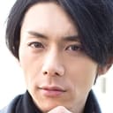 富田翔 als Lloyd