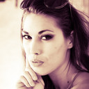Jamie Lee Bauern als Possessed Victim