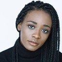 Erisse Peterson als Omega