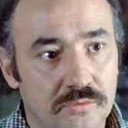 Pippo Mérisi als Scrap dealer