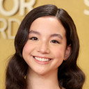 Sarah Bock als Mia