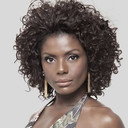 Adriana Alves als Palmira