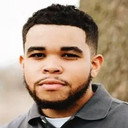 Tyré Green als Rapper Tone