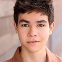 Armand Munoz als Young Antonio