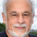 Francis Perrin als François