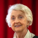Elisabeth Marmsoler als Lukas' Grandmother
