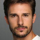 Oier Sola als Luis
