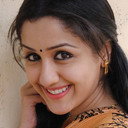 Mallika Kapoor als Interviewer (Special Appearance)
