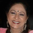 Aruna Irani als Jamunabai