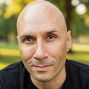 Andrew Morgado als Additional Voices (voice)