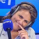 Valérie Bénaïm als Herself