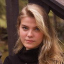 Larissa Honorato als Menina Loira
