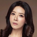 류수영 als Female Reporter