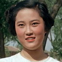 Qiwei Cao als Lin Xiaojie (No. 5)