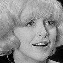 Sarah Kennedy als Regular Performer