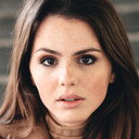 Ruby O. Fee als Korina