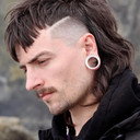 Brandon Bennett als Sven