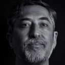 Tim Friedlander als Narrator (voice)