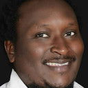 Edijoe Mwaniki als Taxi Driver