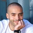 Elie Haddad als Avi