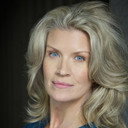 Peggy Logan als Nurse