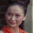 Helen Funai als Sakito