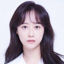 Yoon Jae-in als Reporter