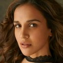 Aisha Sharma als Shikha