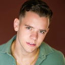 Lane Williamson als Peter