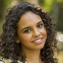 Ana Beatriz Cisneiros als Joana