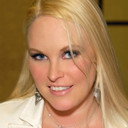 Audra Lynn als Wardrobe Girl