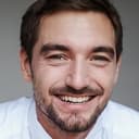 Daniel Gawlowski als Armed Guard