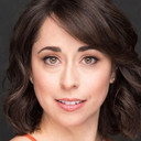 Leigh-Ann Esty als Gussie