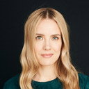 Tuuli Mattila als Laura Blomqvist