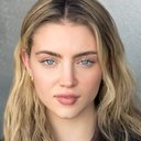 Daisy Jelley als Amber McKenna
