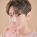 한선천 als Self - Contestant (Blue Eye)