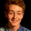 Zach Weston-Farber als Eugene/Dr. Rosenberg