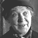 Hélène Dieudonné als Mamie