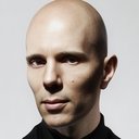 Billy Howerdel als Billy Howerdel