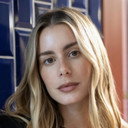 Nika Turković als Judge