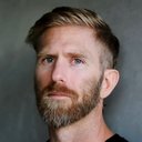 Kaiwi Lyman als Derek