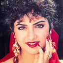 Divya Bharti als Divya Thapar