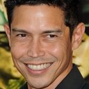 Anthony Ruivivar als Peter