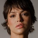 Ágatha Moreira als Morte