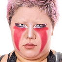 刀羅ナツコ als Natsuko Tora