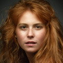 Joana Barradas als Rita