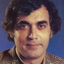 Perry Salles als Dr. Martins