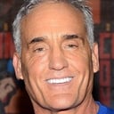 John Wesley Shipp als Stillwell