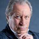 Michael Zittel als Phillip Michel